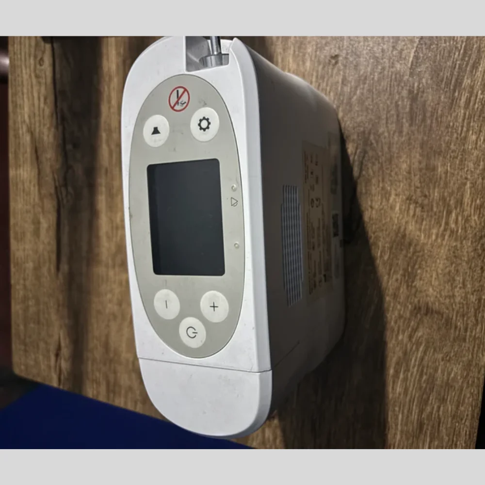 Oxymed P2 Portable Oxygen Concentrator on Rental Oxymed P2 Portable Oxygen Concentrator on Rental - Image 1